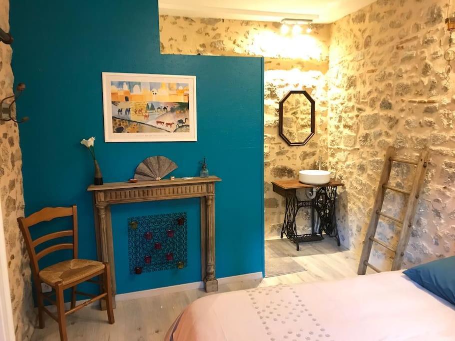 Du Haut Des Remparts Brigueuil Экстерьер фото